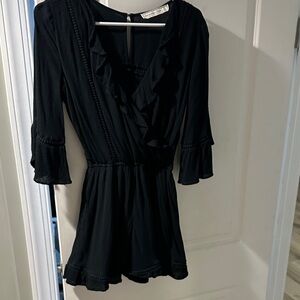 Abercrombie & Fitch Black Ruffled Romper 3/4 flare sleeve.